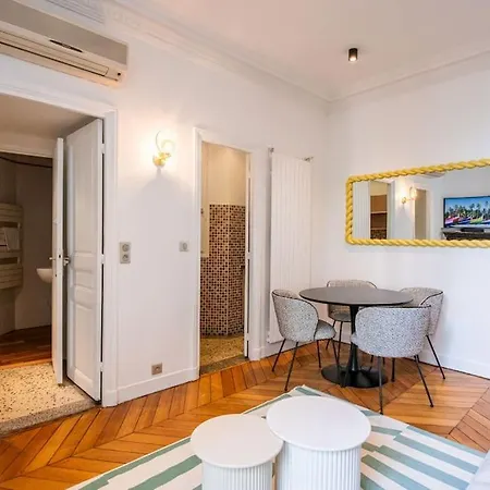 Apartment Le Belmondo- Passy Tour Eiffel A Pied - 4pers-clim