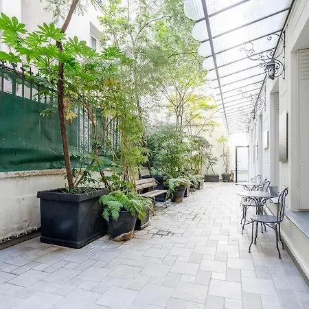 Le Belmondo- Passy Tour Eiffel A Pied - 4pers-clim Apartment