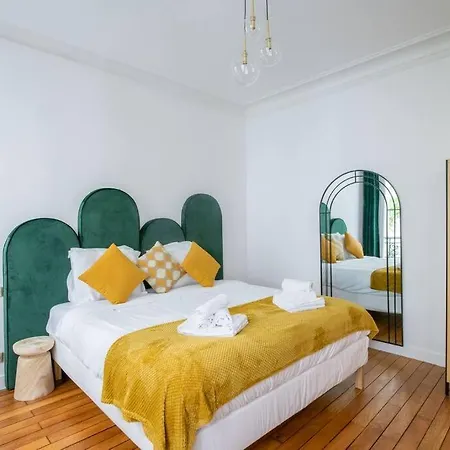 Apartment Le Belmondo- Passy Tour Eiffel A Pied - 4pers-clim