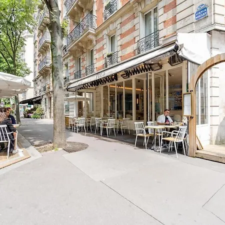 Le Belmondo- Passy Tour Eiffel A Pied - 4pers-clim Apartment