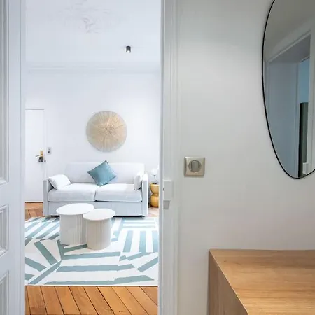 Apartment Le Belmondo- Passy Tour Eiffel A Pied - 4pers-clim